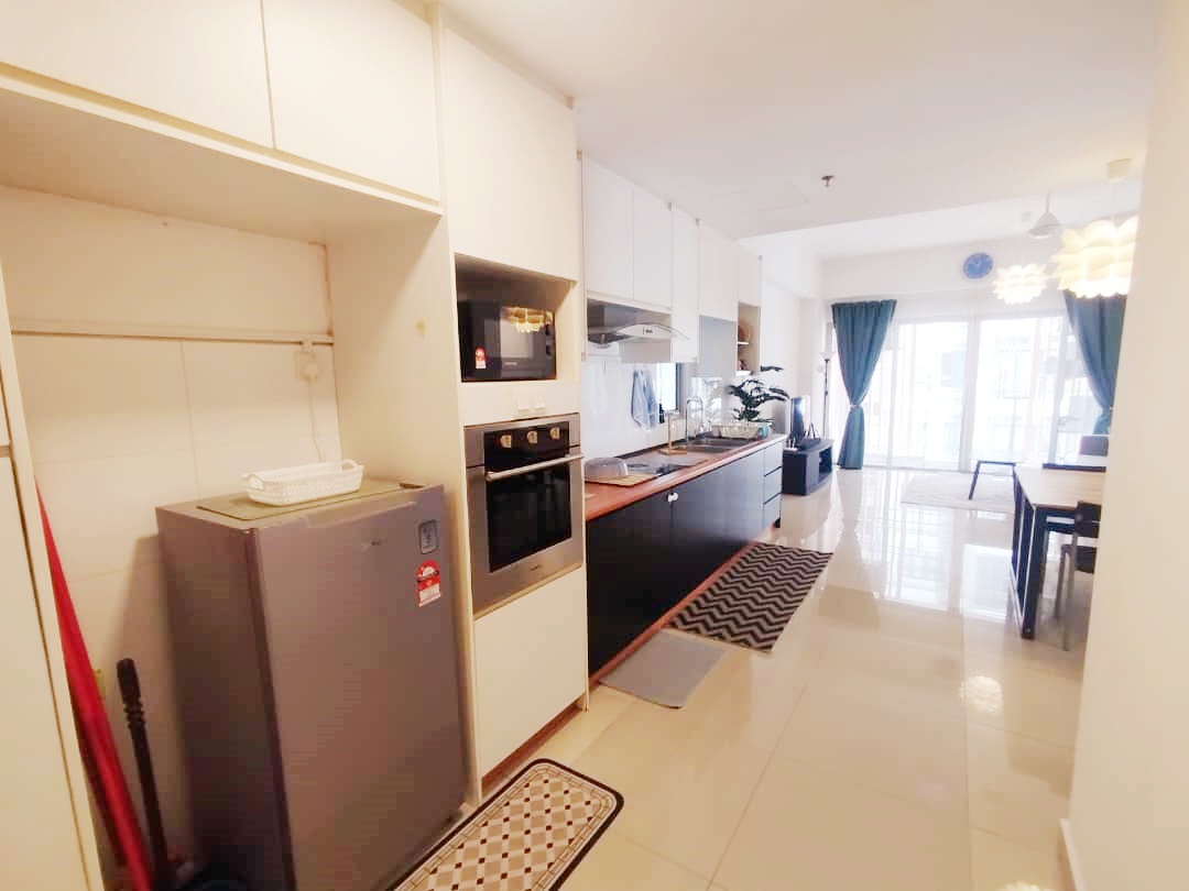 Full Furnish 3 Bedrooms Suria Jelutong Condo Bukit Jelutong - Image 1