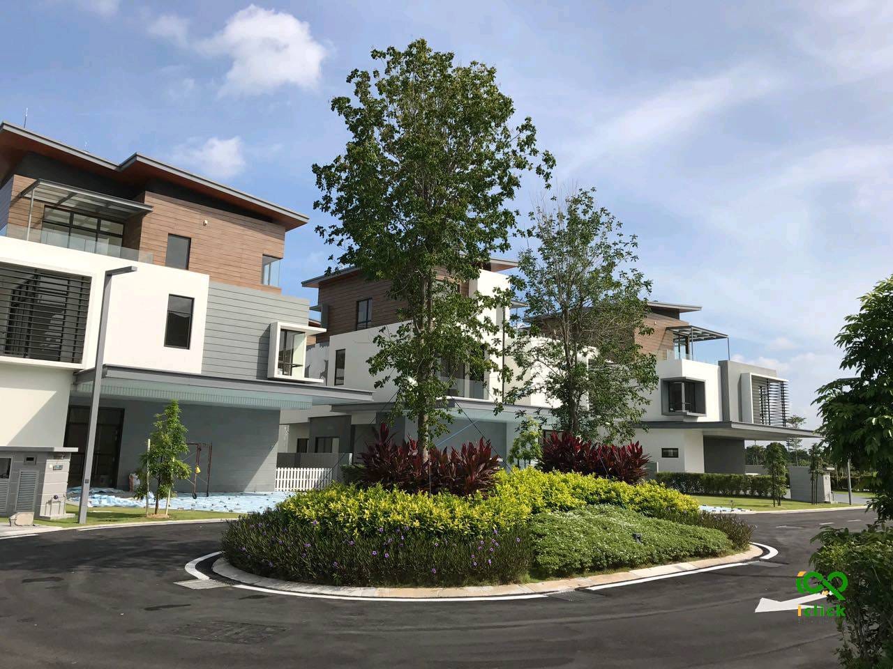 Low Density 3 Storey Bungalow @ Kota Kemuning 20 mins to Subang Jaya - Image 1