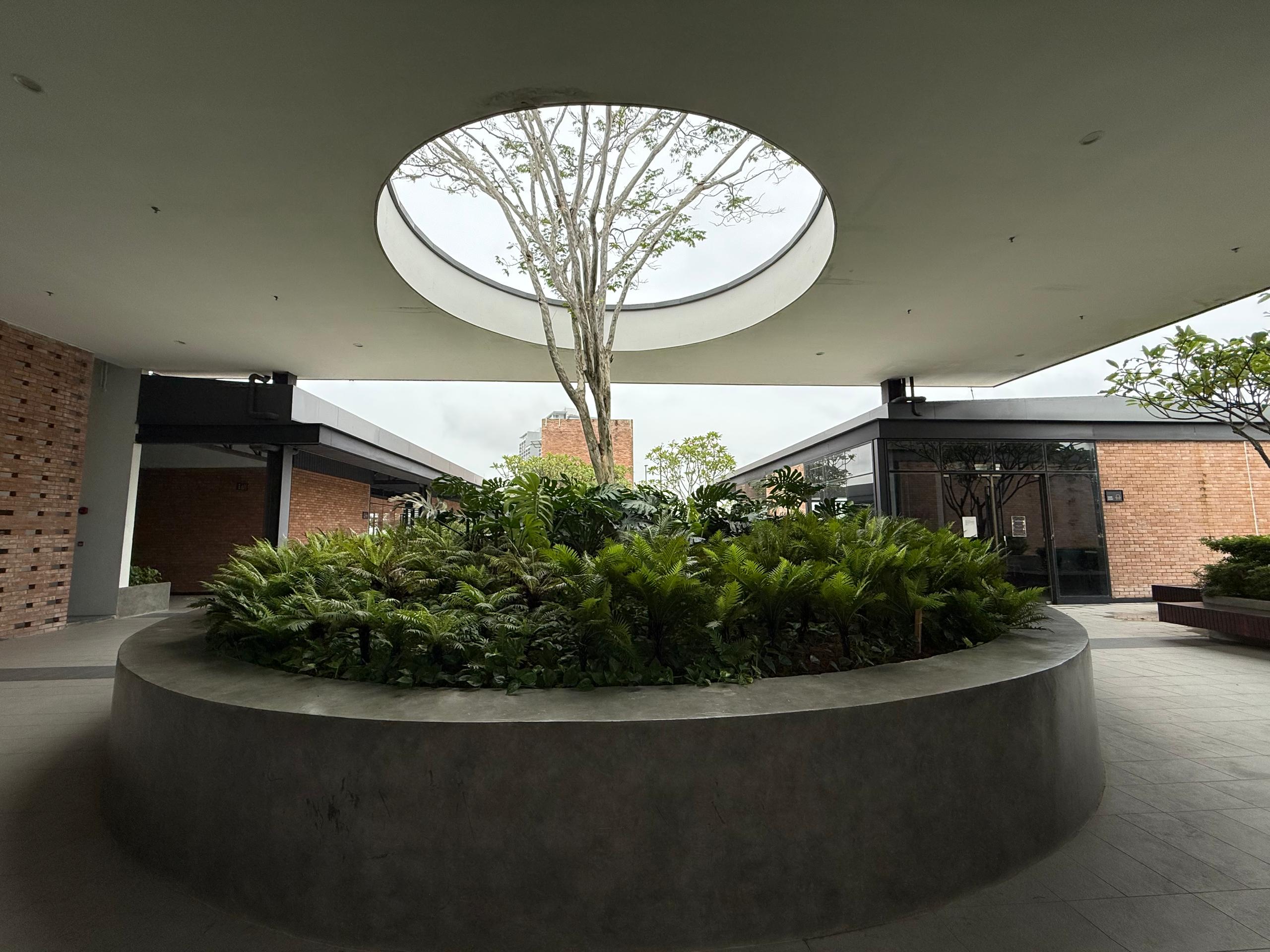 Emhub Kota Damansara Warehouse / Office / Showroom For Sales - Image 1
