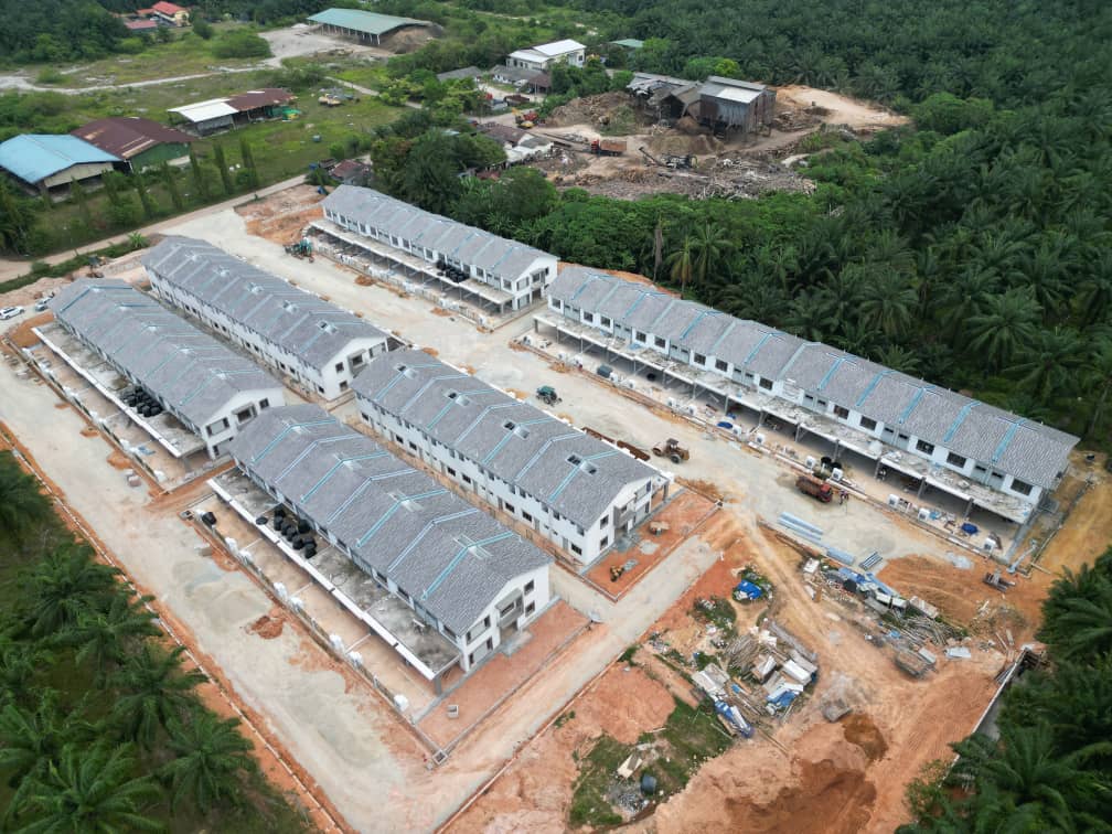 62 Idaman, Kota Warisan @ Freehold @ Double storey for sale