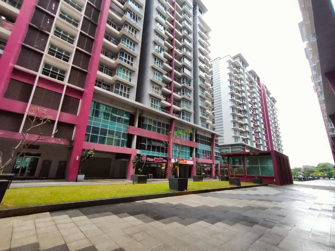 2Bedrooms 855sqft @ Pacific Place, Ara Damansara - Image 1