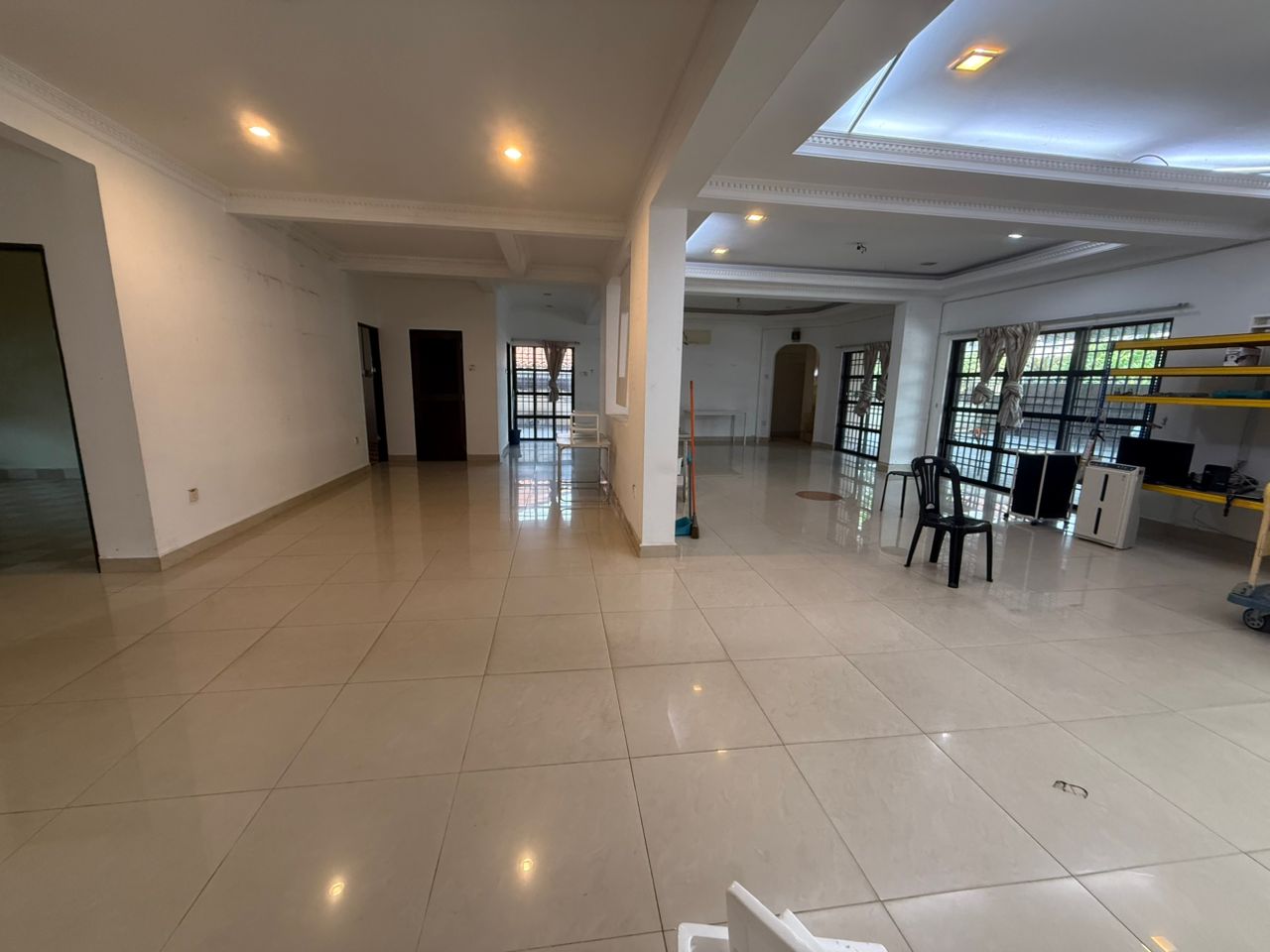 Ss3 Petaling Jaya Bungalow House For Sell - Image 1