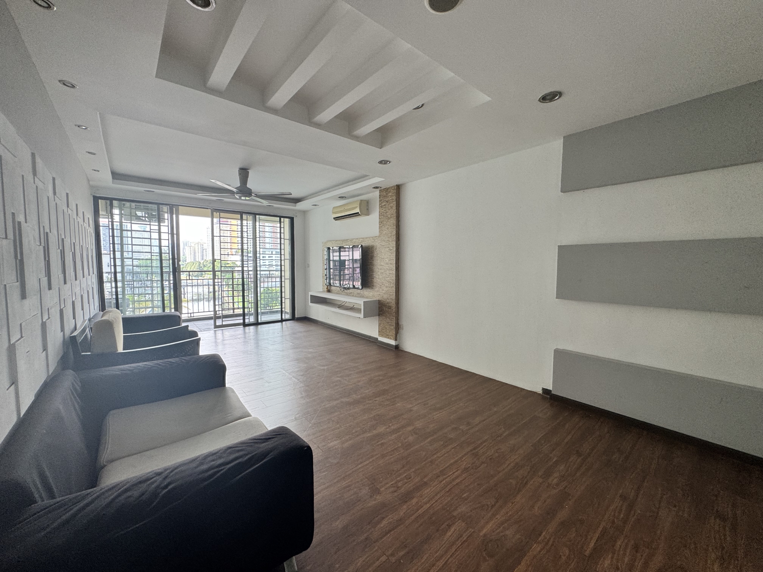 Rivercity Condo@Jalan Ipoh - Image 1
