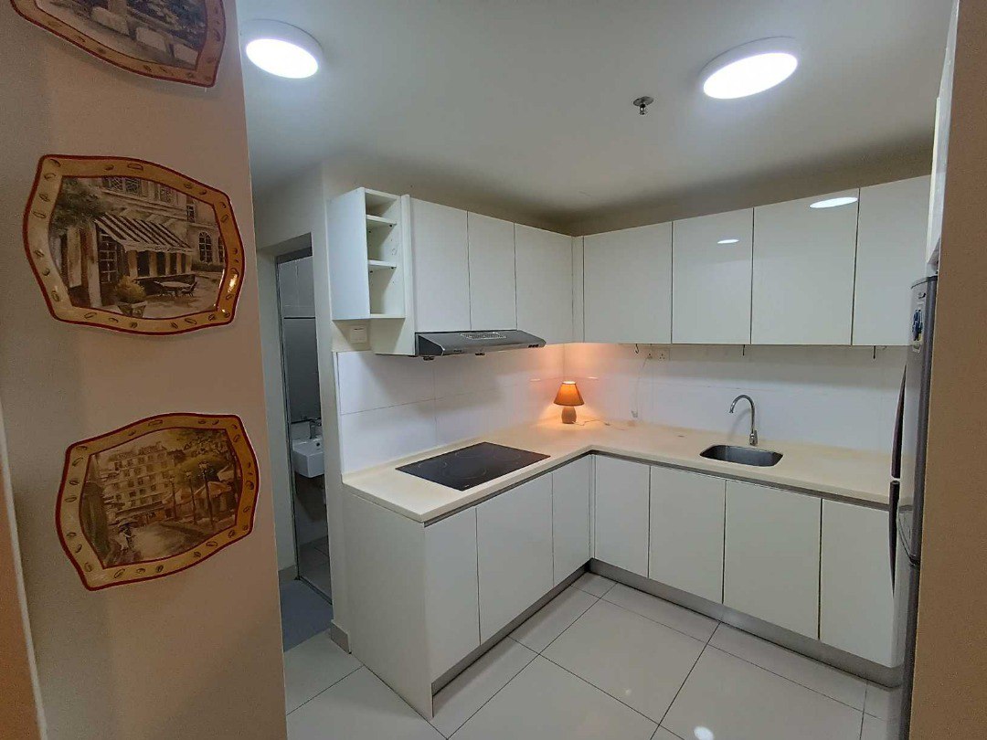 6P2507/3811 Suria Jelutong Condo Bukit Jelutong Selangor FULL FURNISH with 2 carparks - Image 1
