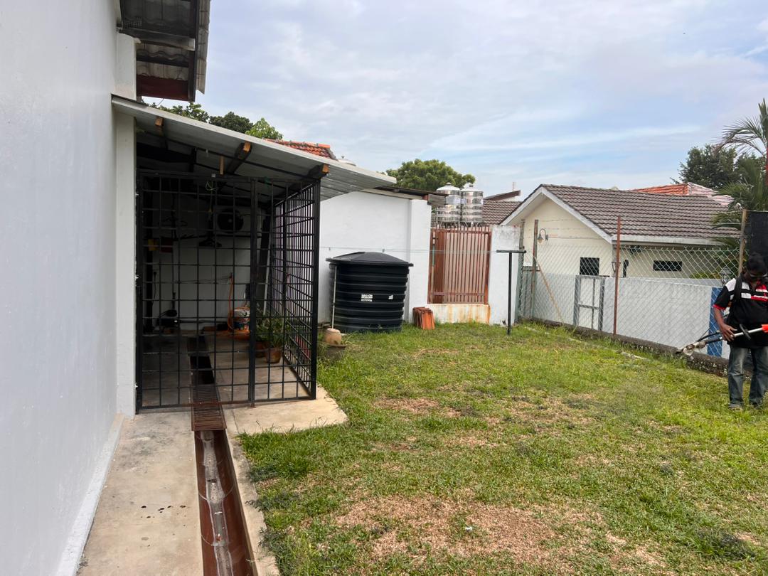 Huge Land Single Storey Semi D in Seksyen 4 Petaling Jaya - Image 1