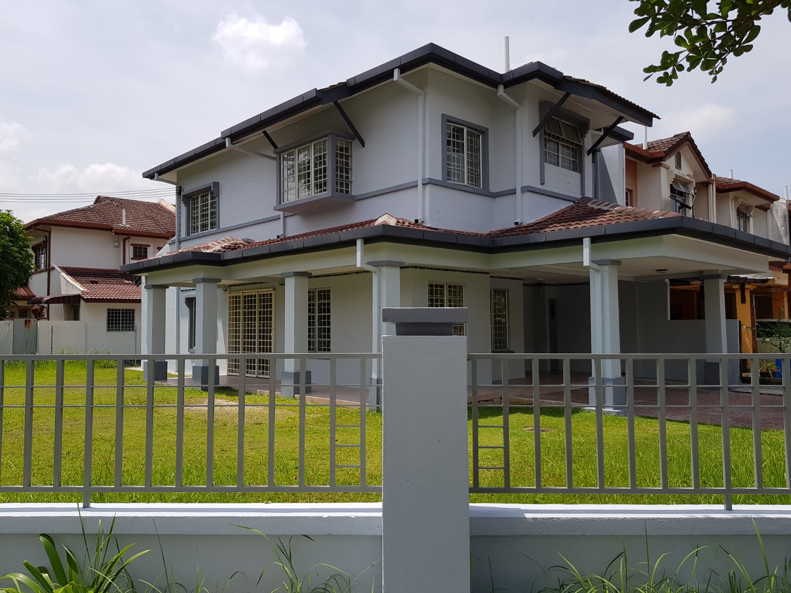 Double Storey Corner House in Putra Heights - Image 1