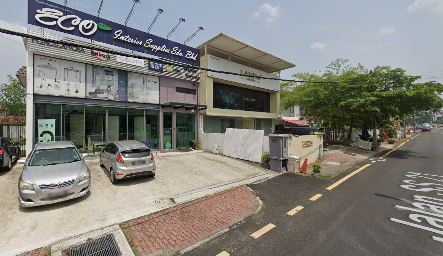 Corner Commercial Semi-D Damansara Utama - Image 1