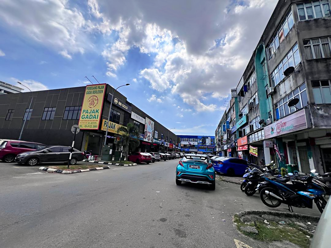 Ground Floor Shop @ Jalan Makmur 25/64, Taman Sri Muda, Shah Alam For Rent - Image 1