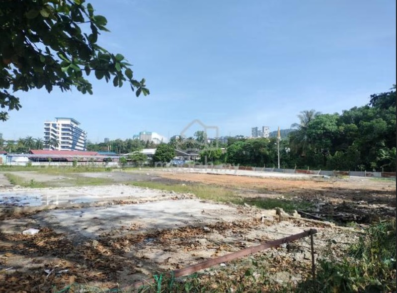 Prime Commercial Flat Land in Cheras Taman Cuepacs Pekan Batu 9 Used Car - Image 1
