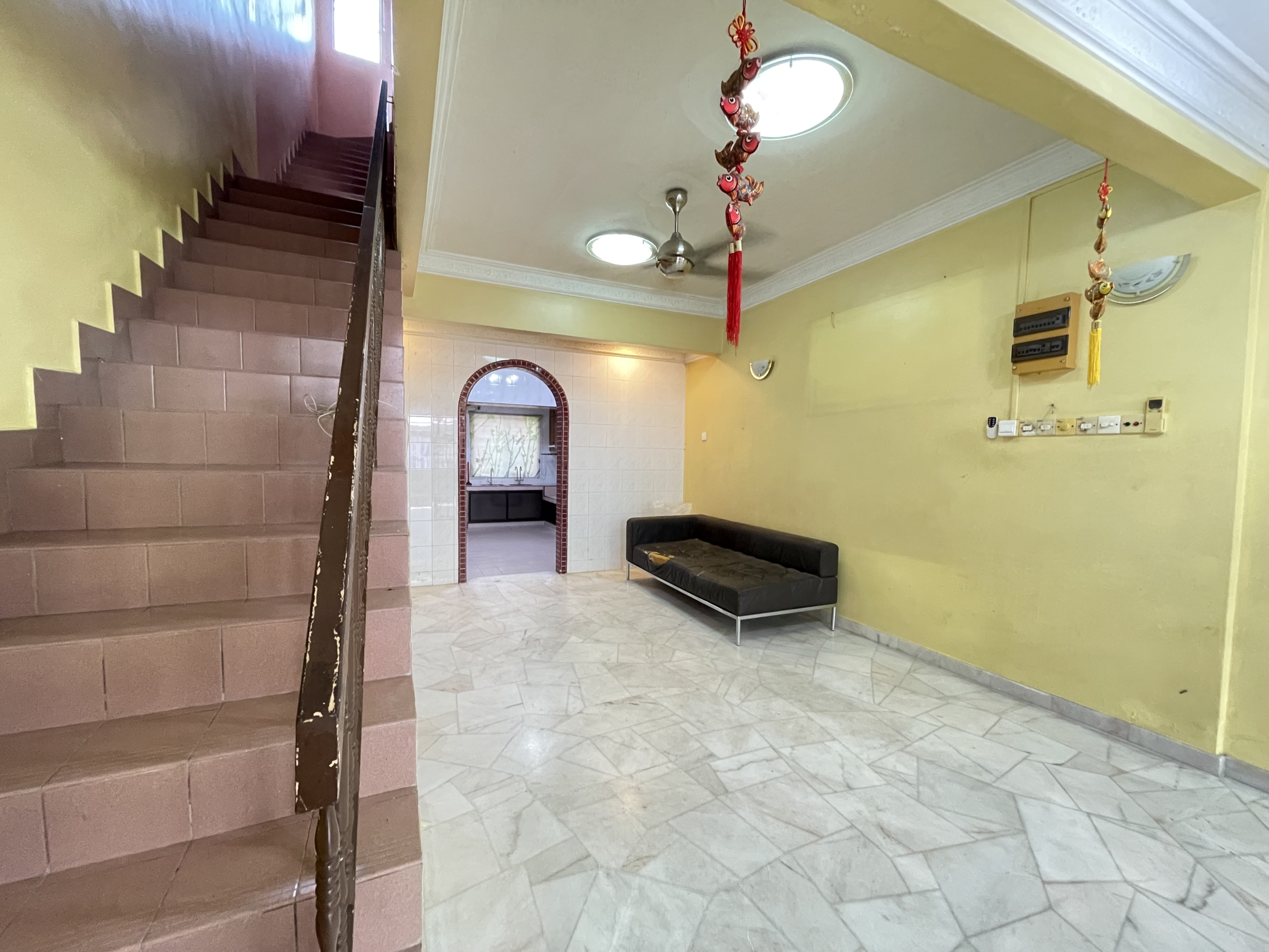 2.5 Storey Freehold Good Condition Selayang Jaya - Image 1