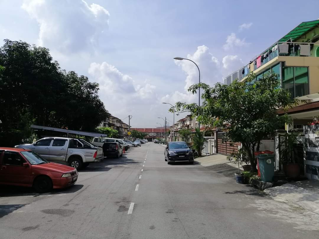 3 Storey Superlink@Taman Megah Kepong - Image 1