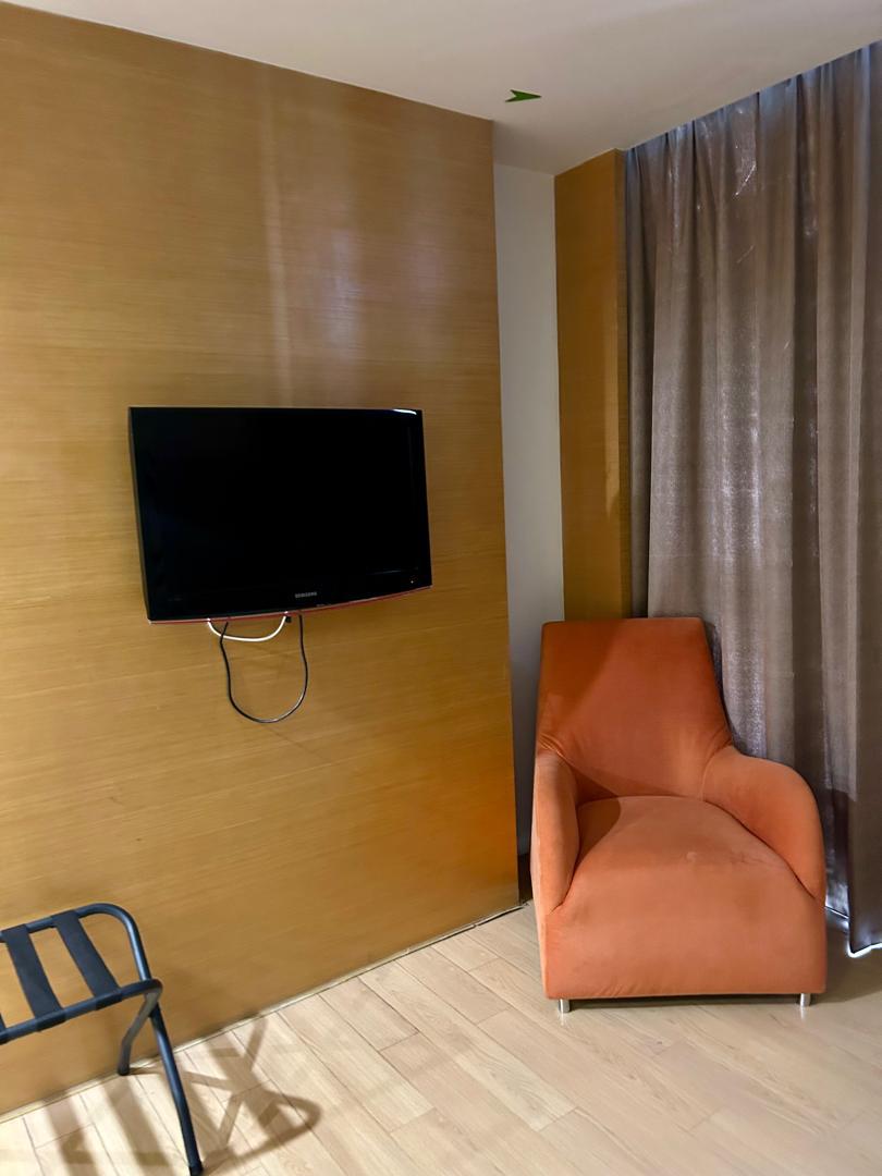 Service Residence For Rent - Image 1