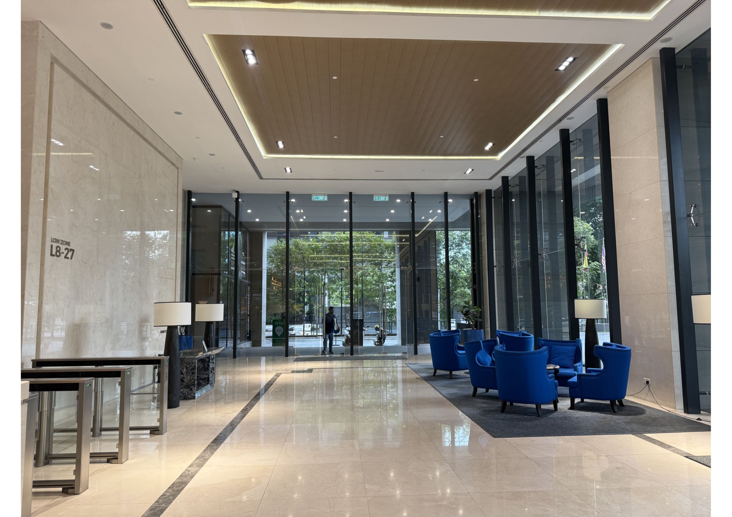 Plaza Conlay KL City Centre Fully Fitted Office For Rent - Image 1