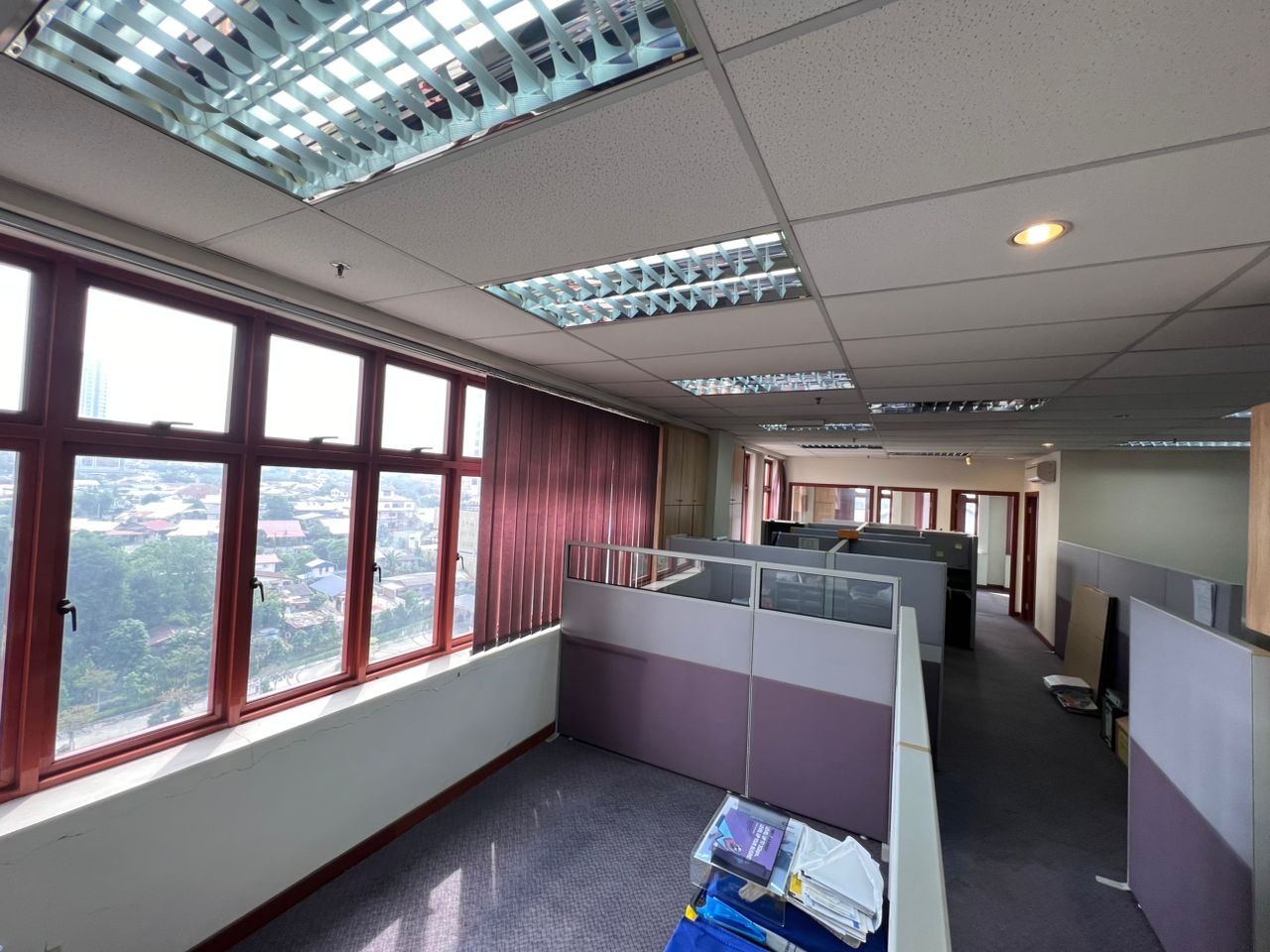 Damansara Intan Office Freehold 1195sqf Corner Lot - Image 1
