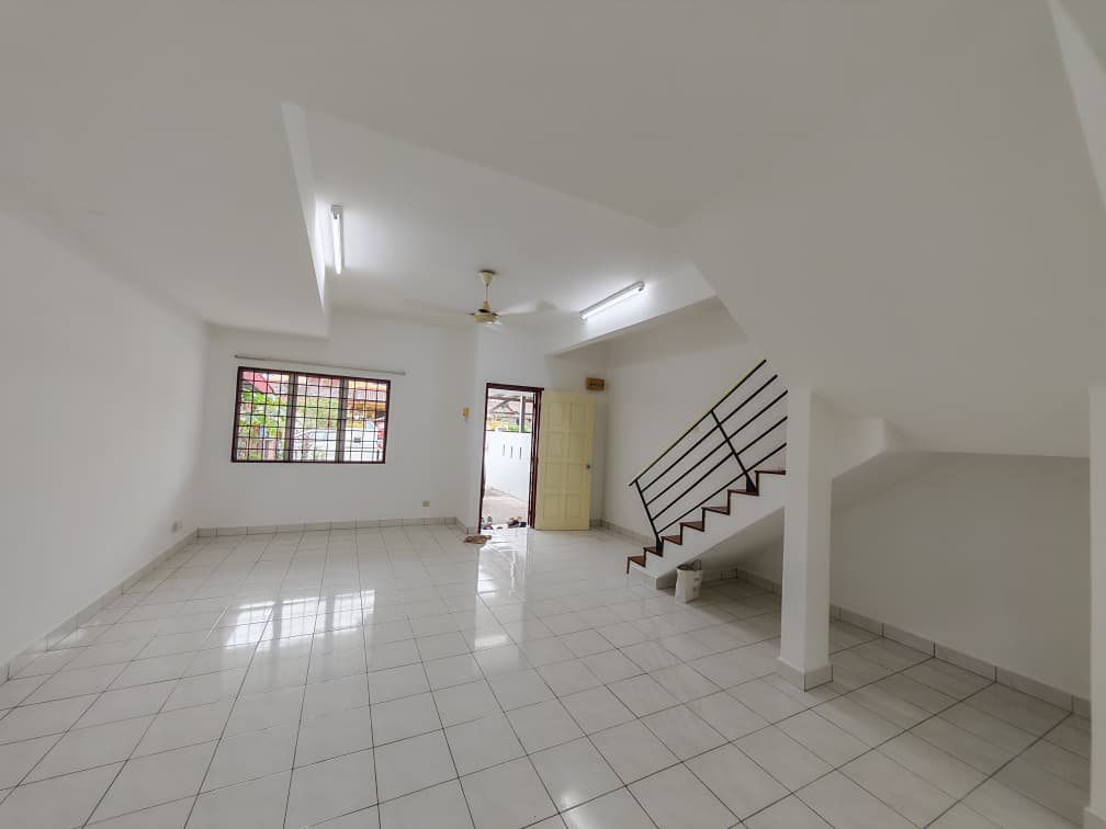 Affordable 2-Storey Terrace, Kayu Ara Bandar Utama Petaling Jaya For Sale - Image 1