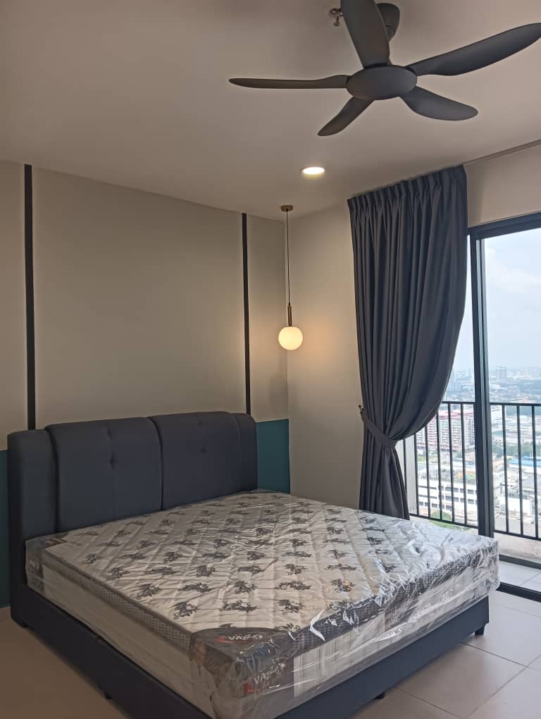 YOLO Signature - Brand New Renovated Studio for Rent - Image 1