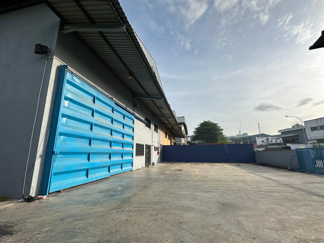 Detached Factory / Warehouse for Rent Rawang - Image 1