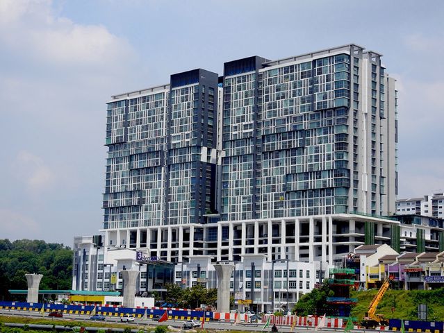 3 Elements Condo@ Partially Furnised@ Unit for Sale - Image 1