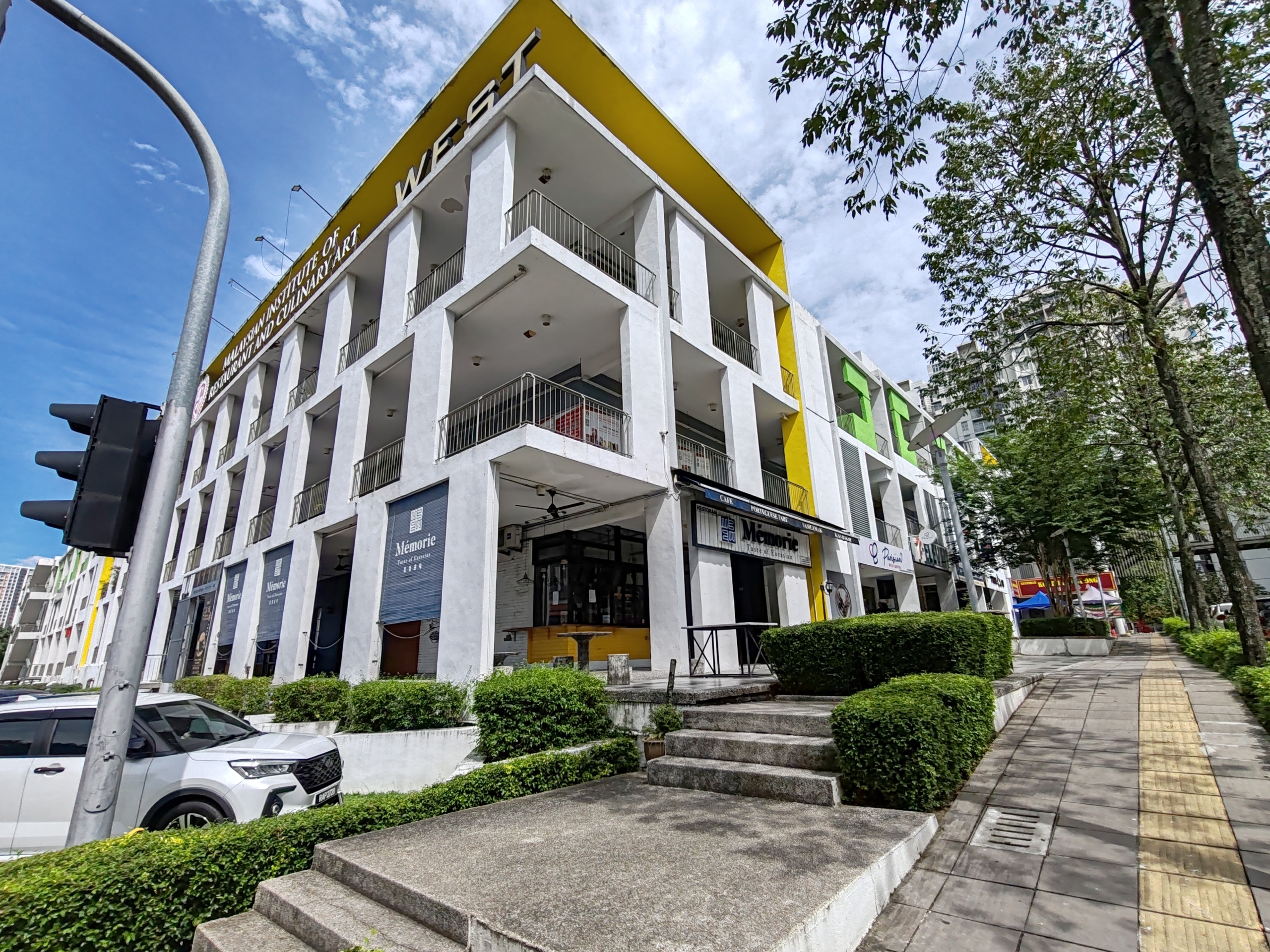Midfields Square Shop Salak Selatan Sungai Besi For Rent - Image 1