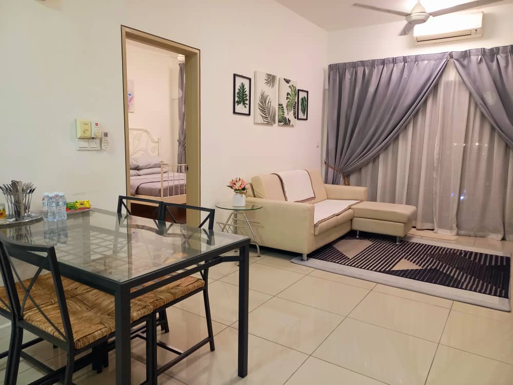 Suria Residence, Bukit Jelutong, Shah Alam - Image 1