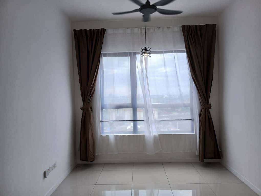 Southplace Residence For Rent - Image 1