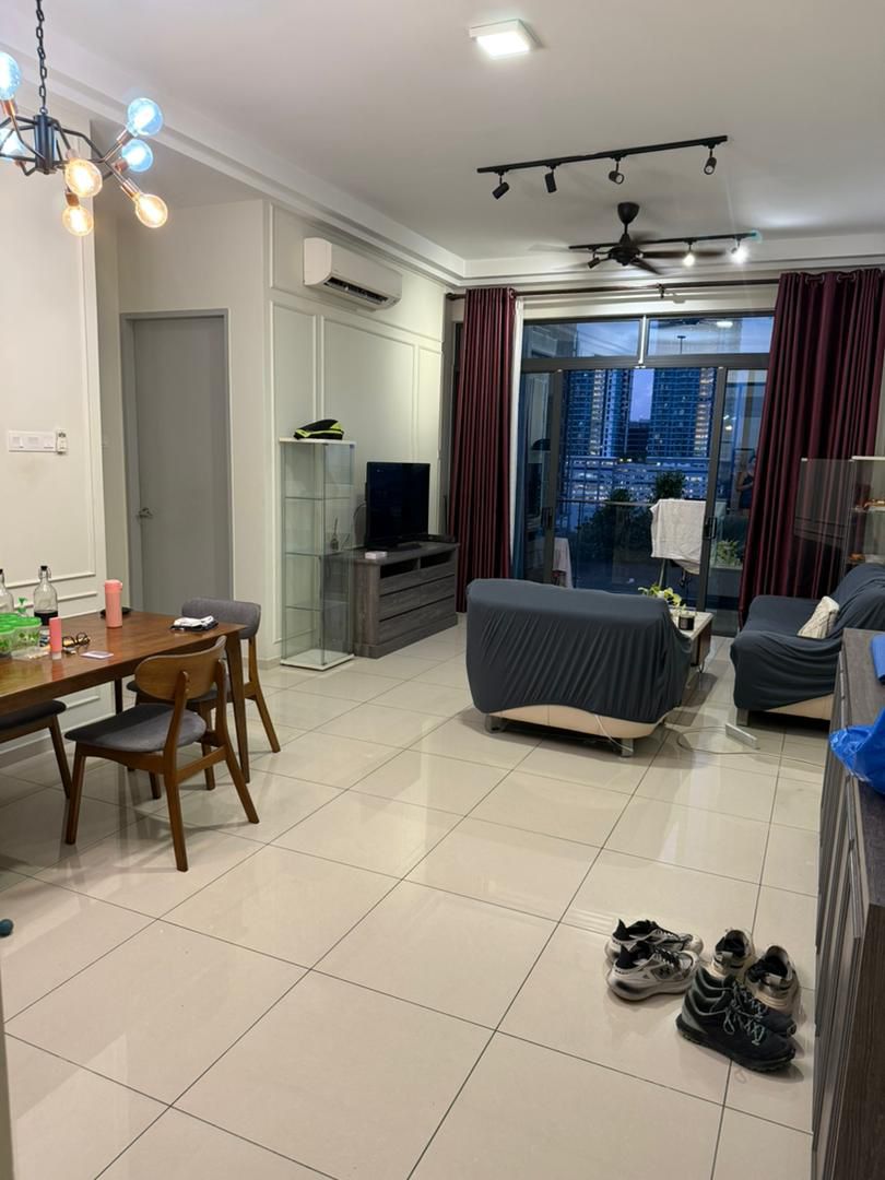 PJ Midtown, Section 13, Petaling Jaya (915sf FULLY FURNISH, 3 Parking) - Image 1