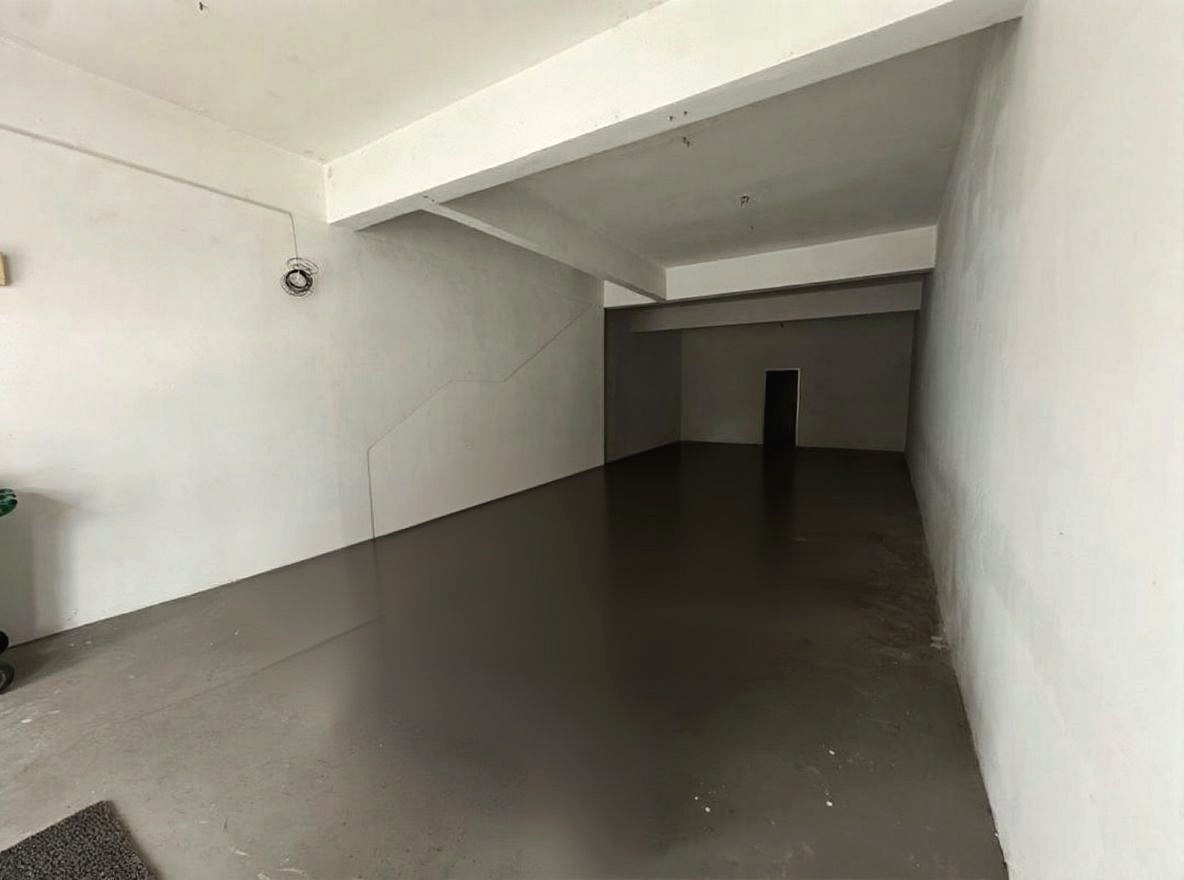 Ground Floor Shop Lot @ Jalan Bayu Tinggi, Bandar Bukit Tinggi for Rent - Image 1