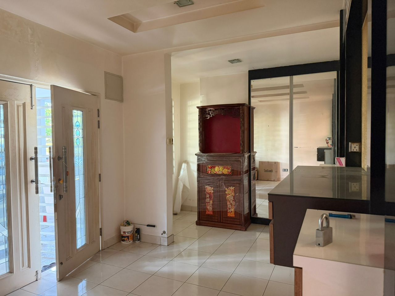 3 Storey Terraced House at Relau