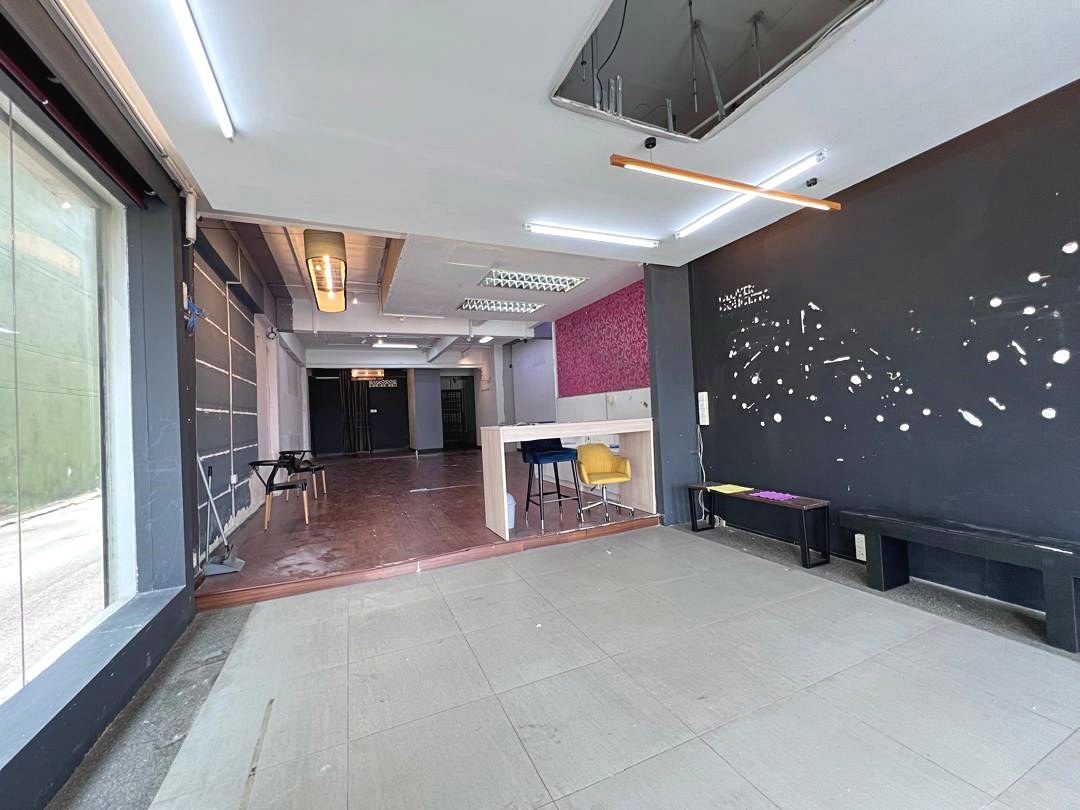 Ground Floor Shop Lot @ Jalan Batu Unjur, Taman Bayu Perdana for Rent - Image 1