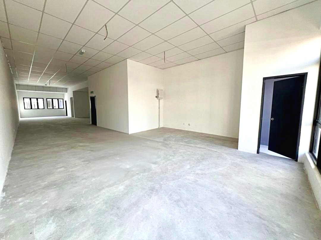 1st Floor Shop Lot @ Bandar Bukit Tinggi, Klang - Image 1