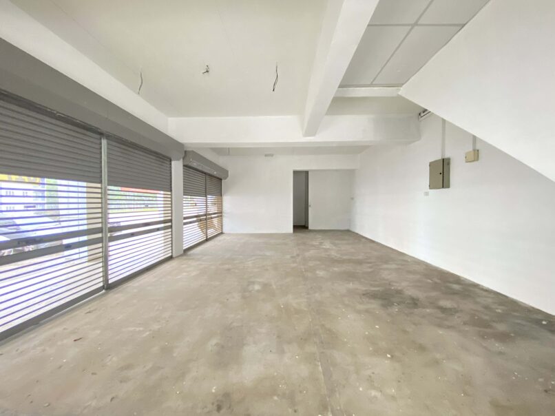 Corner Ground Floor Shop Cahaya Alam by Zu En - Image 1