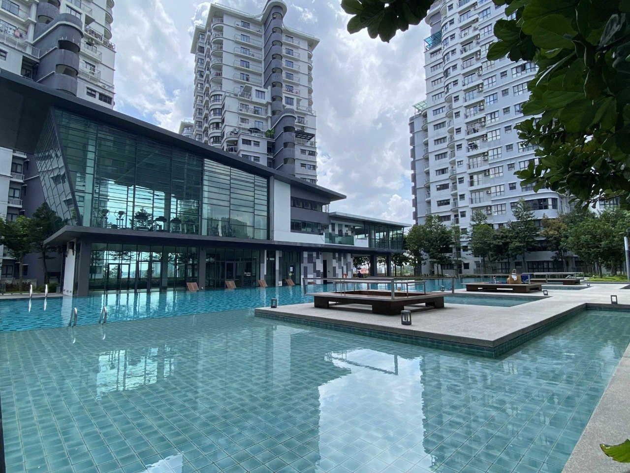 2603 Maisson Ara Damansara by Emily - Image 1