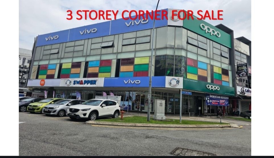 2603 4138 Corner Shop The TrilliumSg Besi by Emily - Image 1