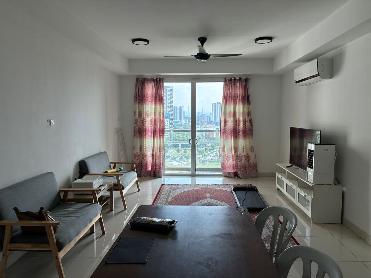 2603 4116 Temasya 8 Condo Glenmarie by Emily - Image 1