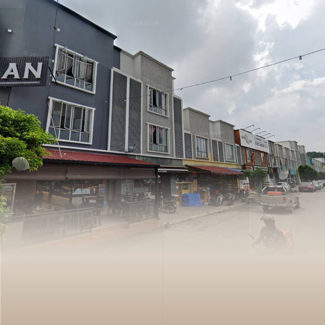 2604 22x70 Shop Desa Alam U12 Shah Alam by Emily - Image 1