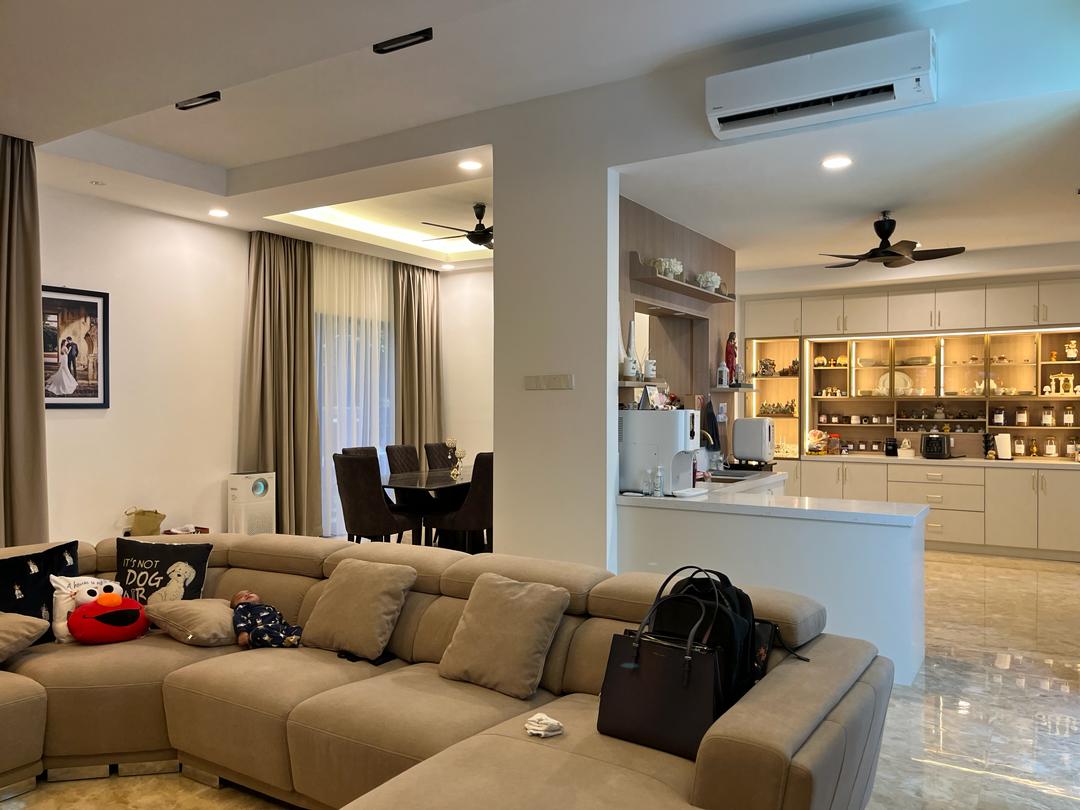 Lake Edge Puchong 2-Storey Semi-D House For Sale - Image 1
