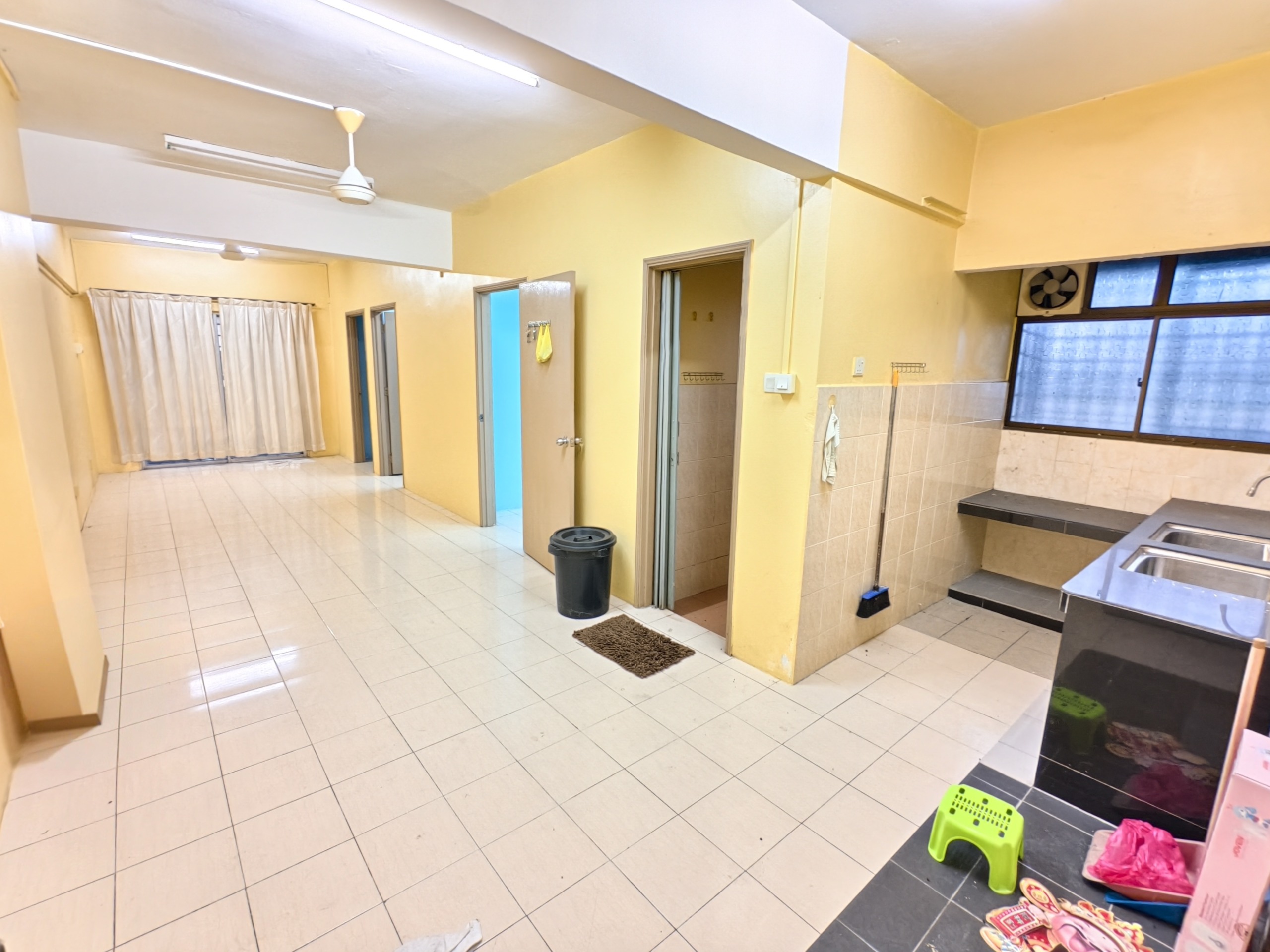Puncak Desa Apartment @ Taman Sri Ehsan - Image 1