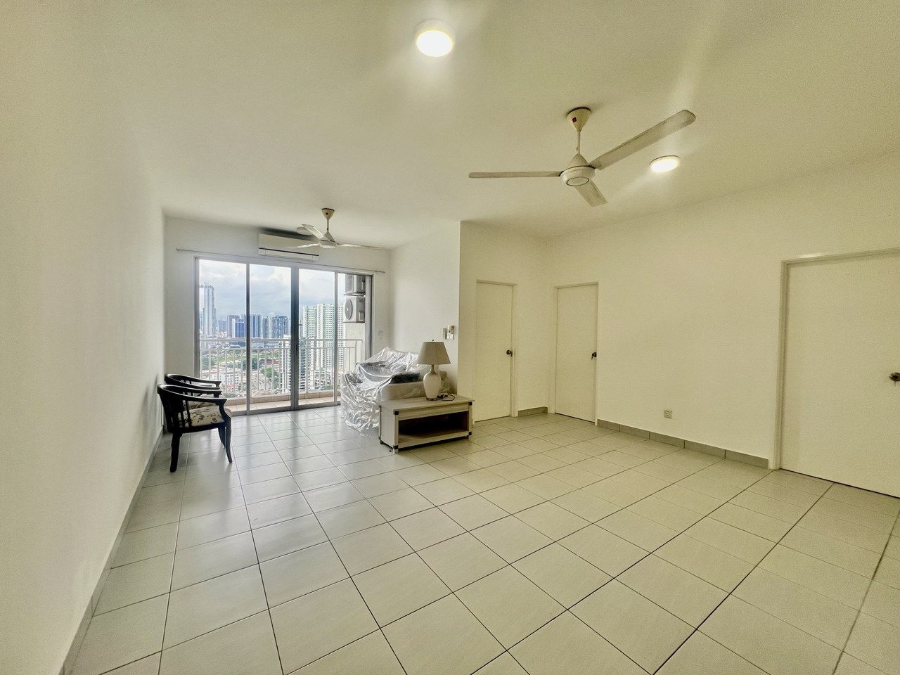 Residensi Puchongmas 3 bedroom 2 bathroom For Sale (With Built In Brand New Kitchen Cabinet) - Image 1