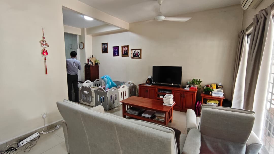 PJ Taman Sea Double Storey House - Image 1