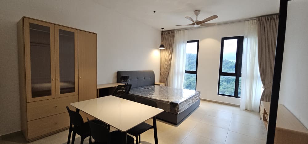 Paxtonz @ Empire City @ Fully Furnished Studio Unit For Rent RM1800 - Image 1