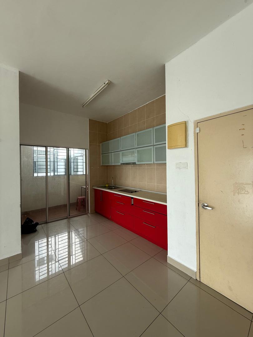OUG Parkland Condominium - Image 1