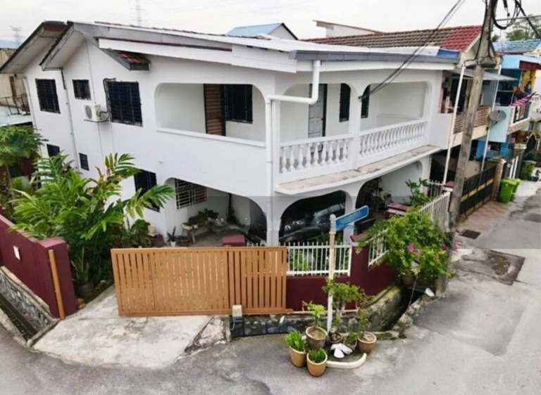 Taman Koperasi Polis Fasa 2 CORNER Double Storey Terrace House for SALE