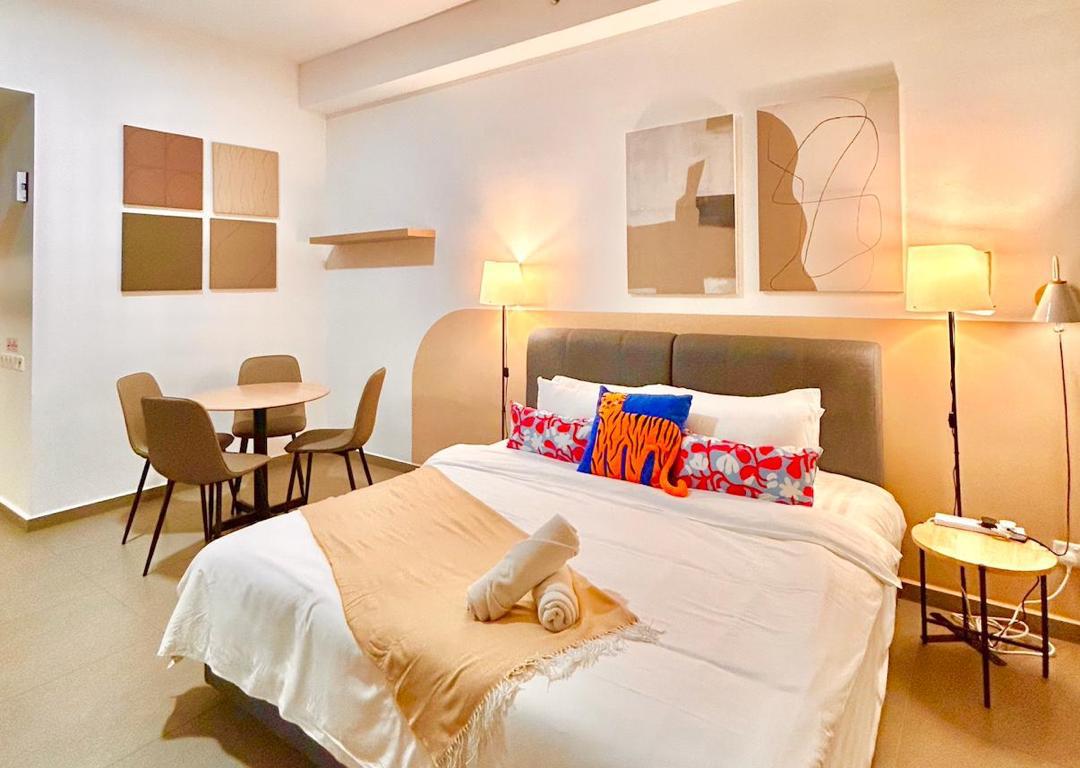 Mossaz Serviced Residence@Empire City Damansara - Image 1