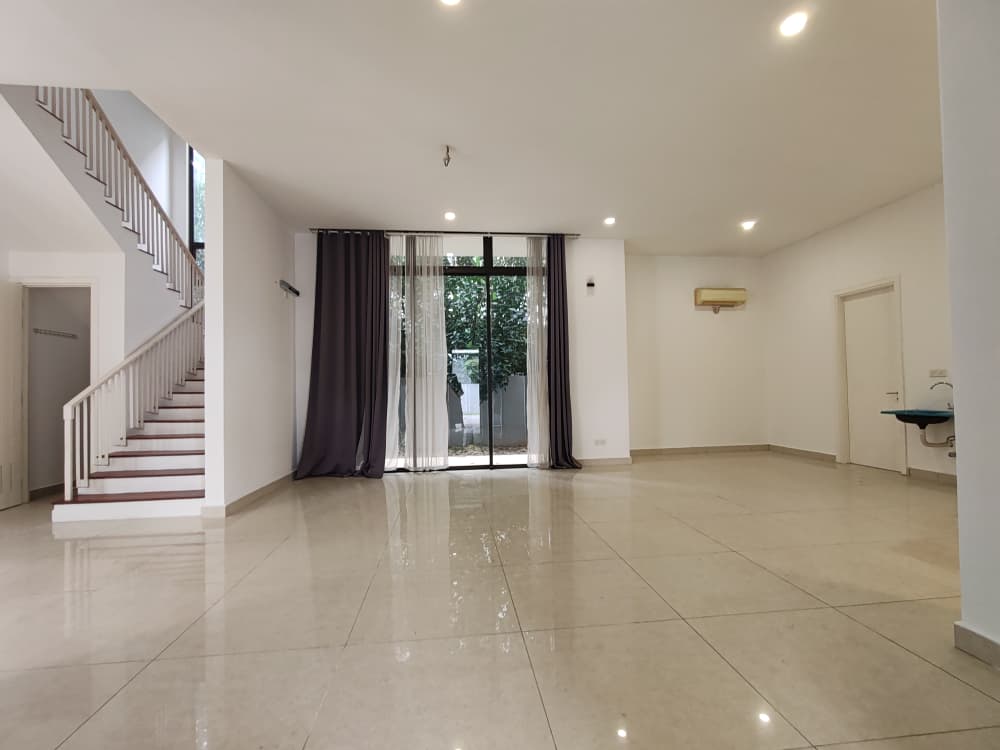 Long Branch Residence Bungalow For Sale - Image 1