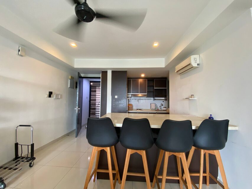 2608 4606 Temasya 8 Condo Glenmarie by Emily - Image 1