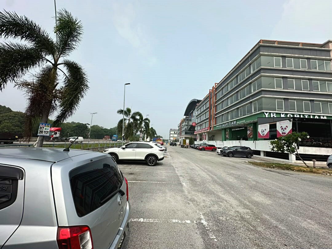 Jalan Bayu Laut Taman Pendamar Indah Corner 2nd Floor Shop Lot For Rent - Image 1