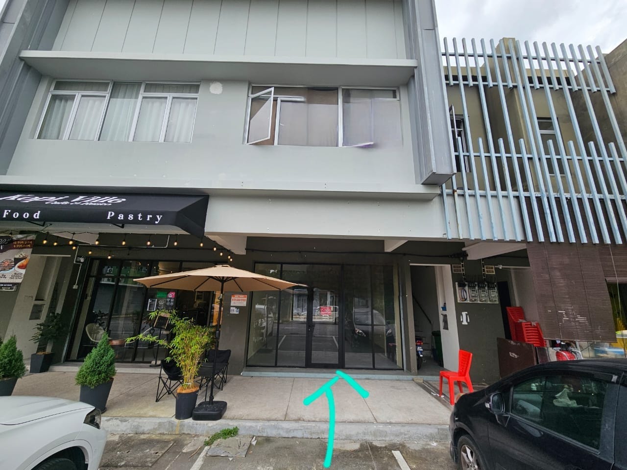 Freehold 2-Storey Shop For Sale RM780K / GF Rent RM2,500, Taman Salak Perdana, Salak Tinggi Sepang - Image 1