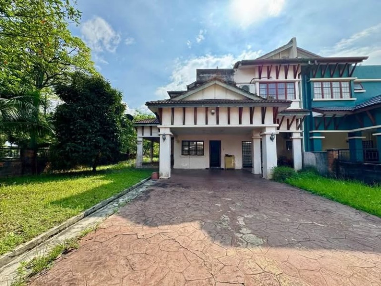 Shah alam jalan kubah 2 storey corner – 5 bedroom 2-storey terraced house for sale in Shah Alam, Selangor (photo 1 of 15)