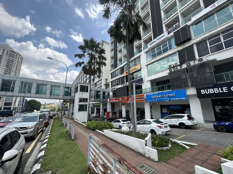 Shop for sale at KL sri Hartamas plaza Damas 3 facing main road, Taman Sri Hartamas - photo 1 of 10