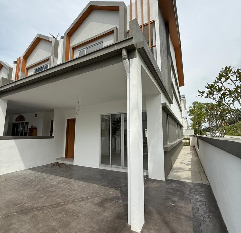 Myra Garden Phase 2 Endlot@Unit for Rent - Image 1